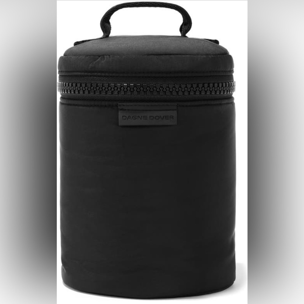 Dagne Dover
Mila REPREVE® Recycled
Polyester Large Toiletry
Organizer Bag